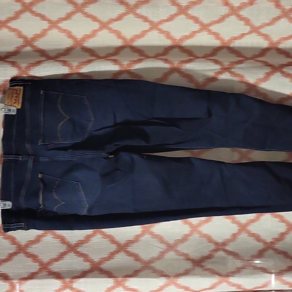 Levi's Jeans - Picture 4 of 4